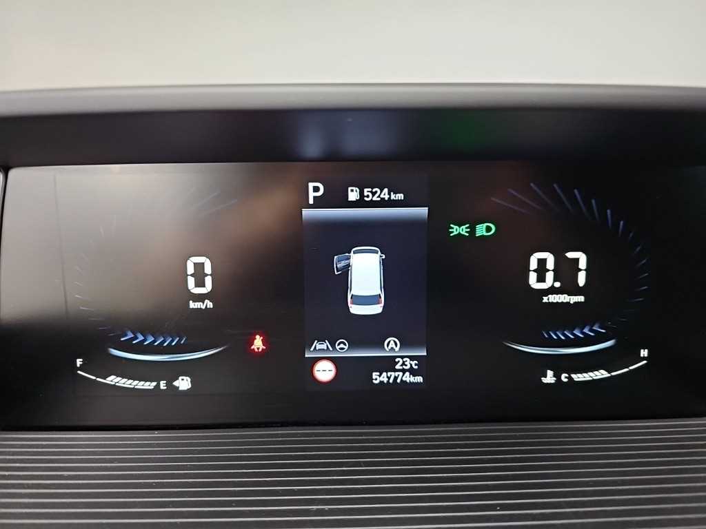 HYUNDAI Staria - Vista 6