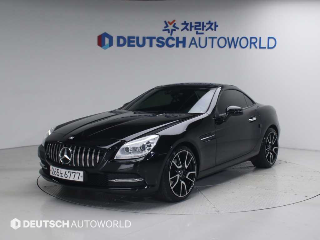Mercedes Benz SLK Class - Vista 7