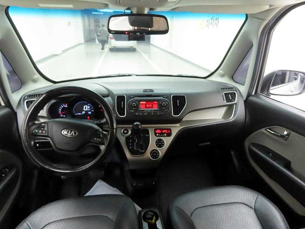 KIA Ray - Vista 6