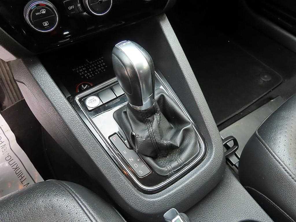 Volkswagen Jetta - Vista 10