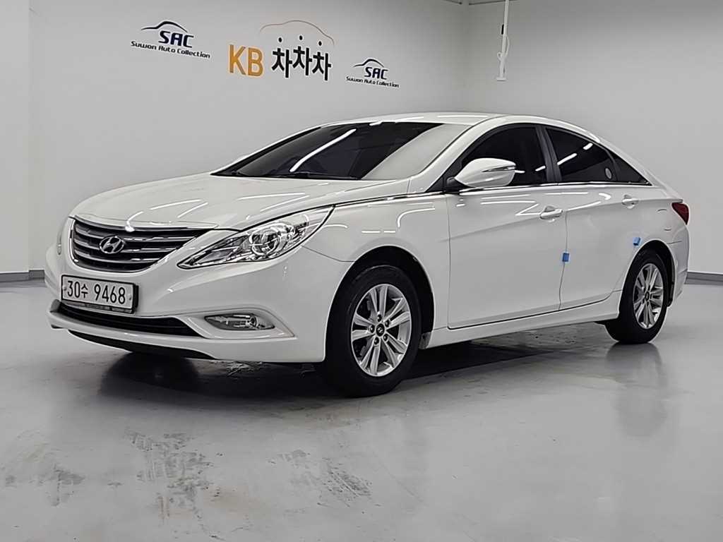 HYUNDAI Sonata 2012 Blanco - Importación desde Corea - HF Imports Iquique - Foto 1