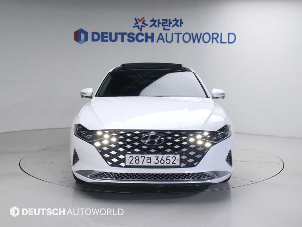 HYUNDAI Grandeur - Vista 3