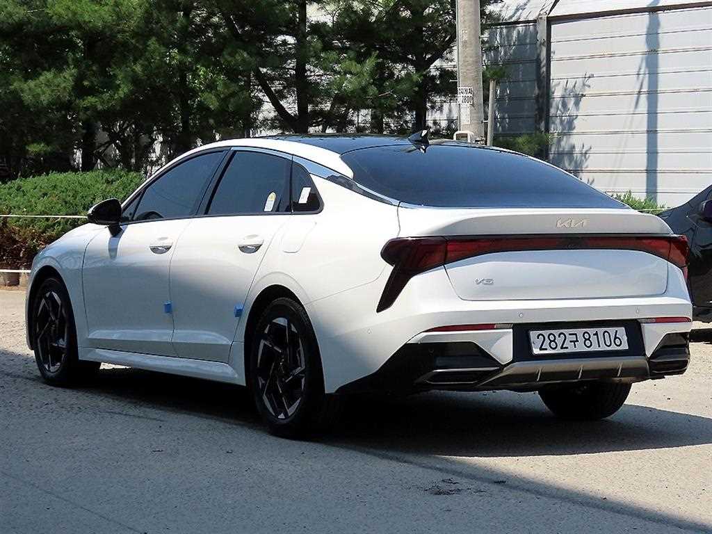 KIA K5 - Vista 3