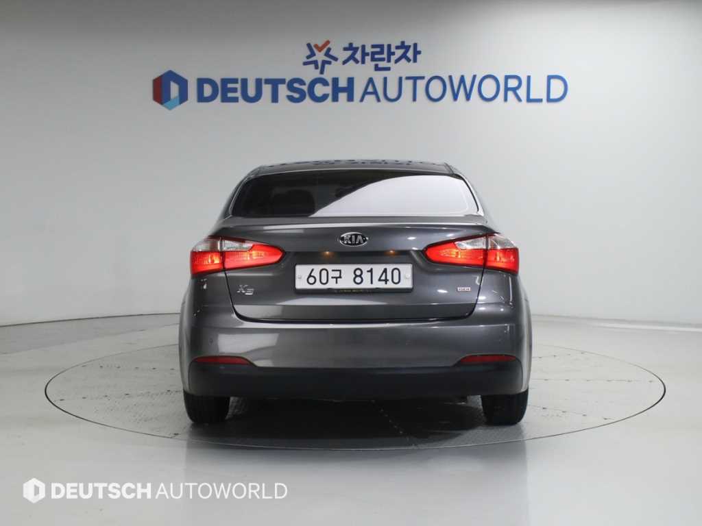 KIA K3 - Vista 4