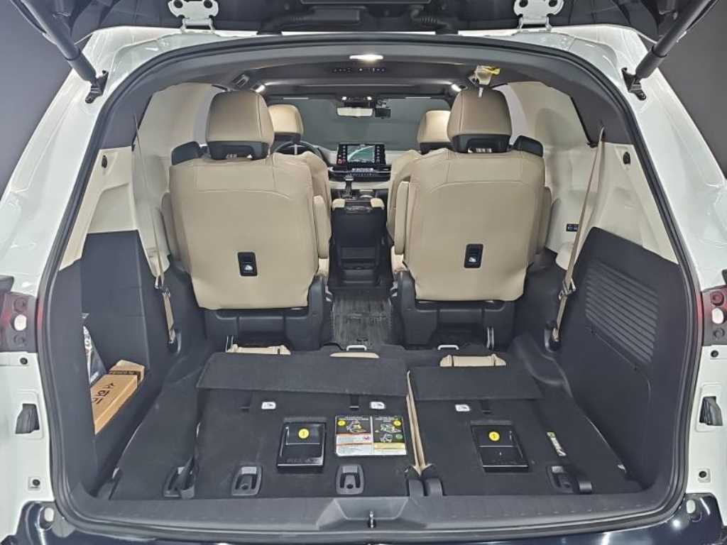 Toyota Siena 2024 Blanco - Importación desde Corea - HF Imports Iquique - Foto 18