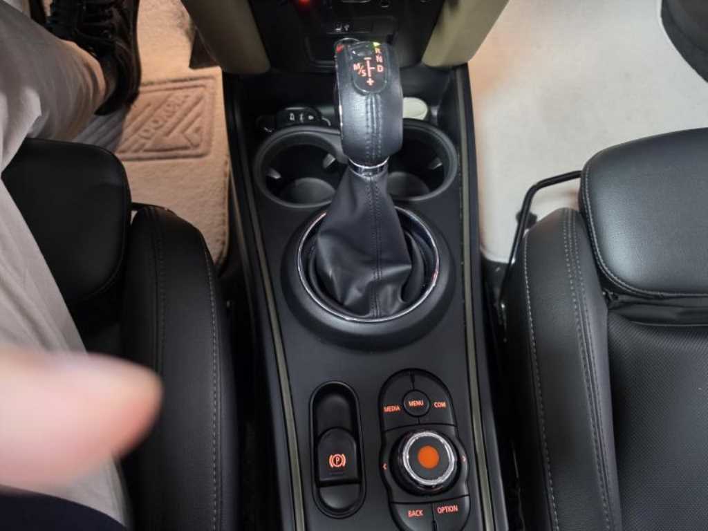 Mini Countryman 2019 Negro - Importación desde Corea - HF Imports Iquique - Foto 15