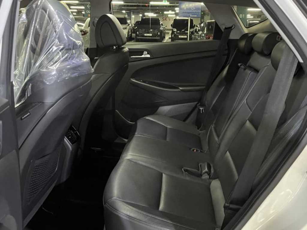 HYUNDAI Tucson - Vista 7
