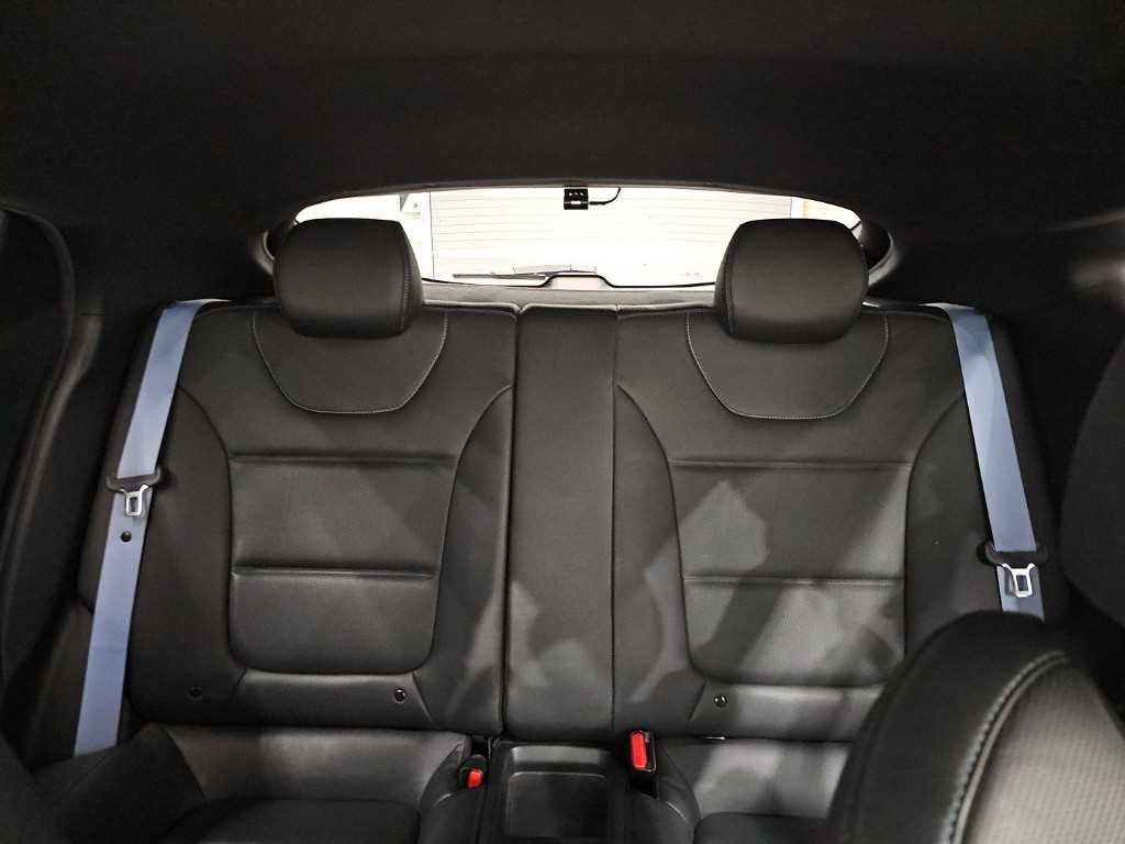 HYUNDAI Veloster - Vista 12