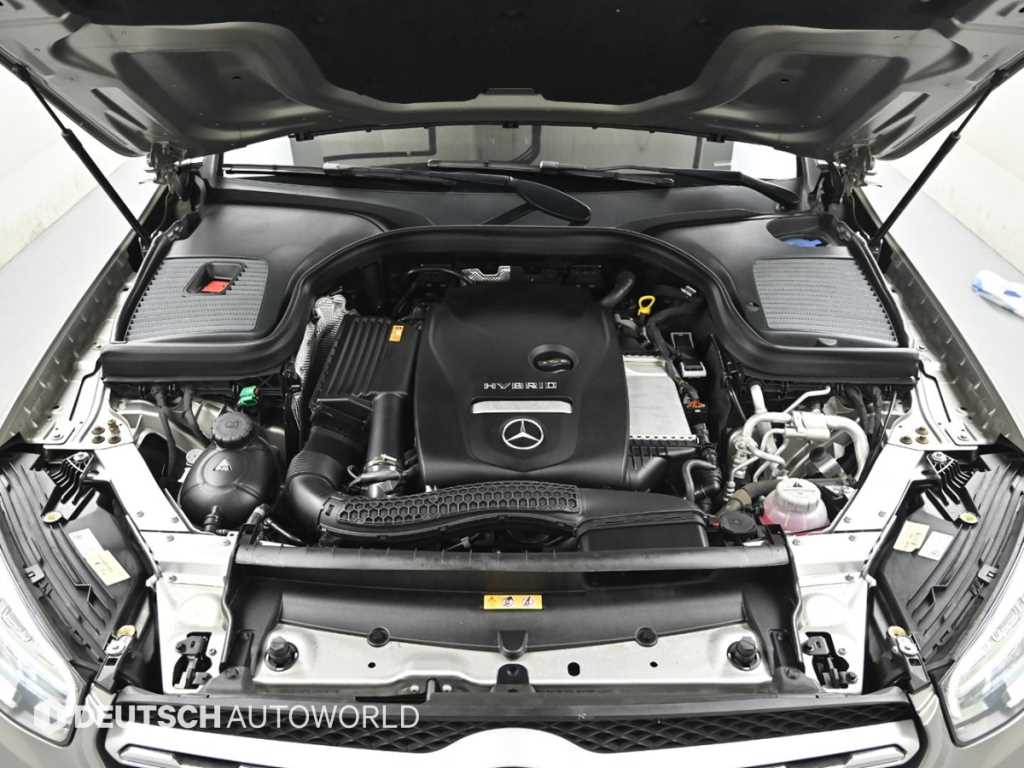 Mercedes Benz GLC Class - Vista 6