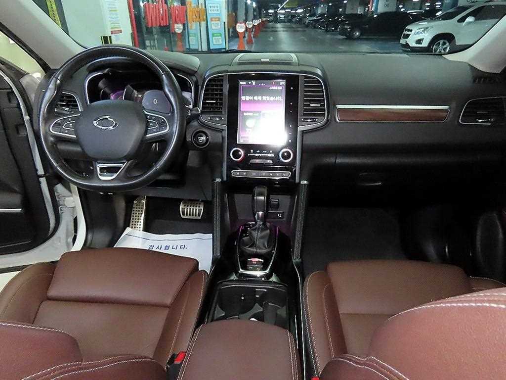 SAMSUNG QM6 - Vista 10