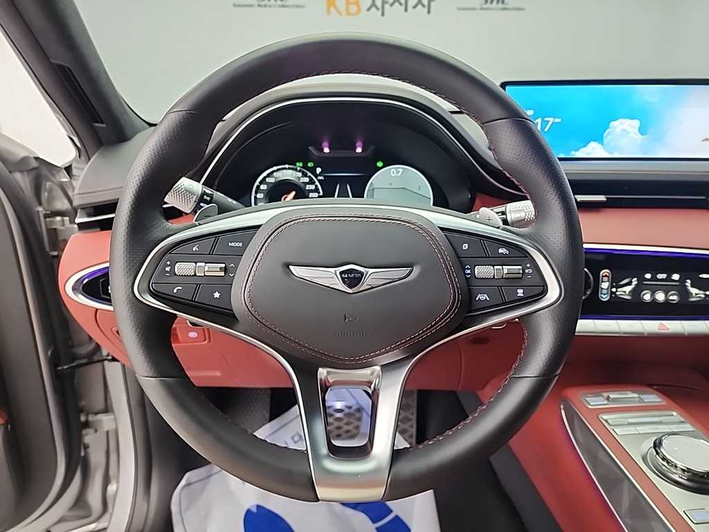 Genesis GV70 - Vista 9