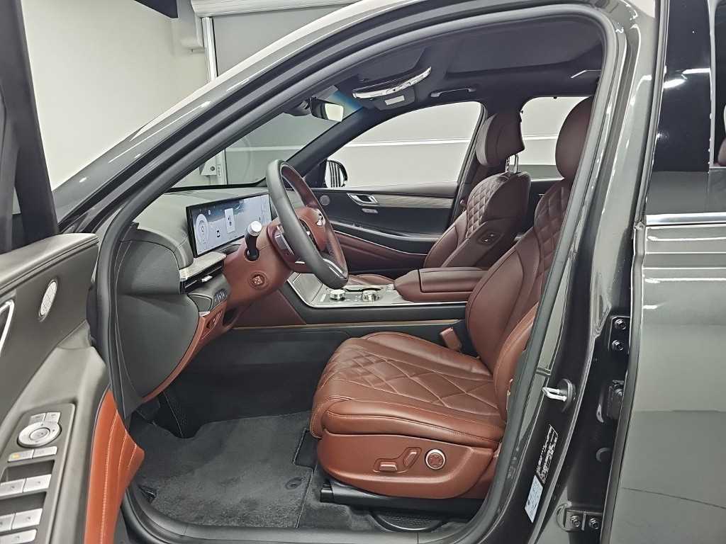 Genesis GV80 - Vista 11