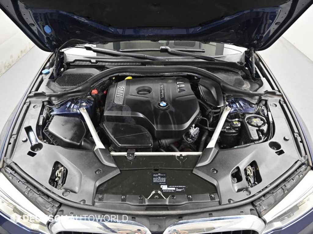 BMW 5 Series - Vista 6