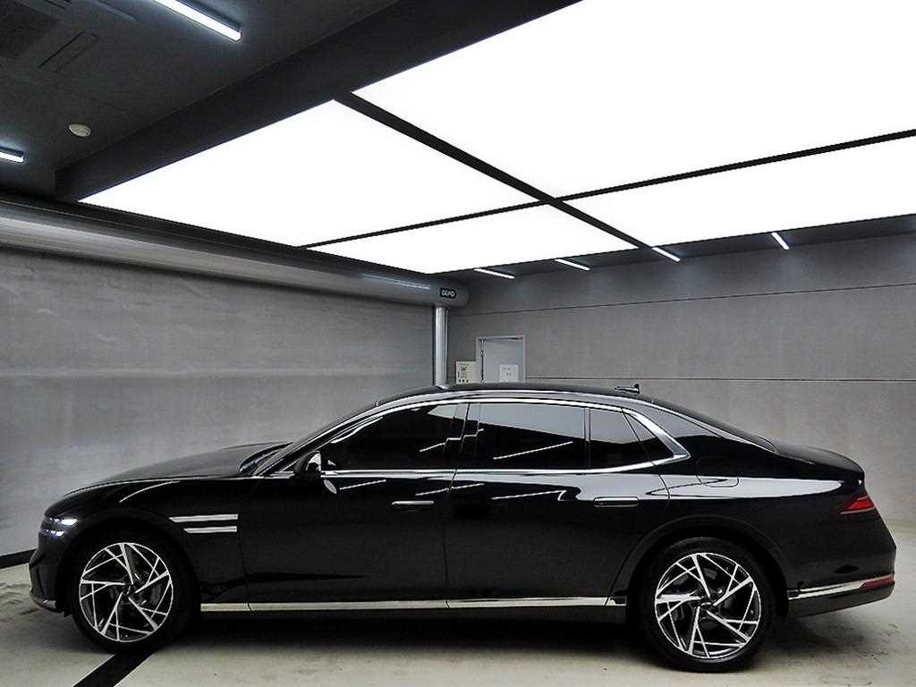 Genesis G90 - Vista 4