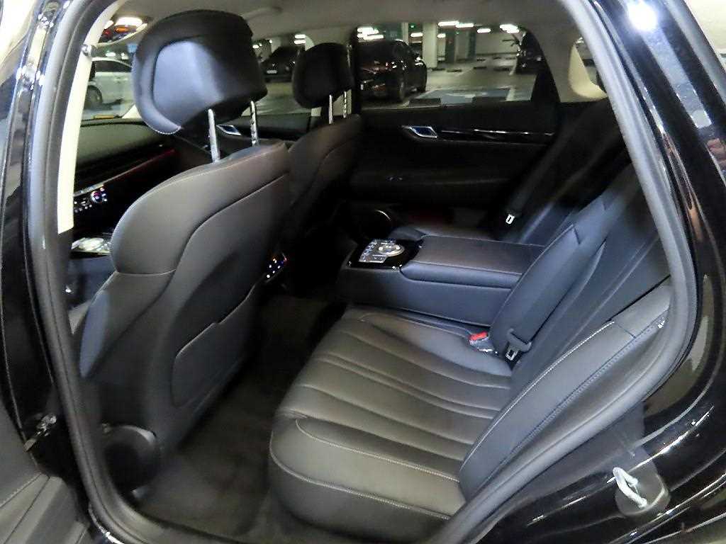 Genesis G80 - Vista 7
