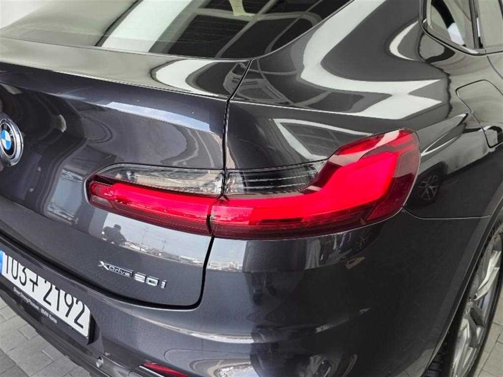 BMW X4 - Vista 8