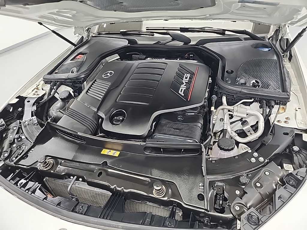 Mercedes Benz AMG GT - Vista 5