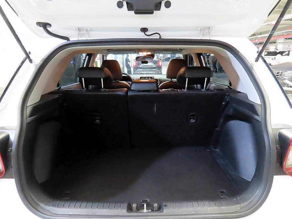 HYUNDAI Venue 2020 Blanco - Importación desde Corea - HF Imports Iquique - Foto 18