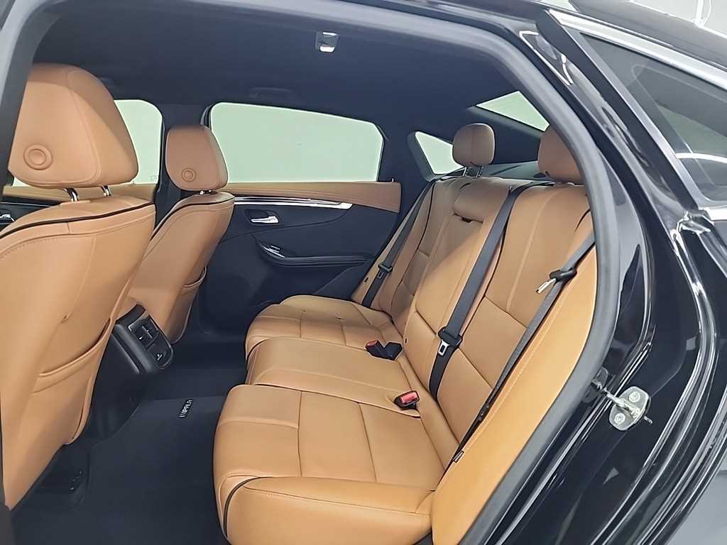 Chevrolet Impala - Vista 12