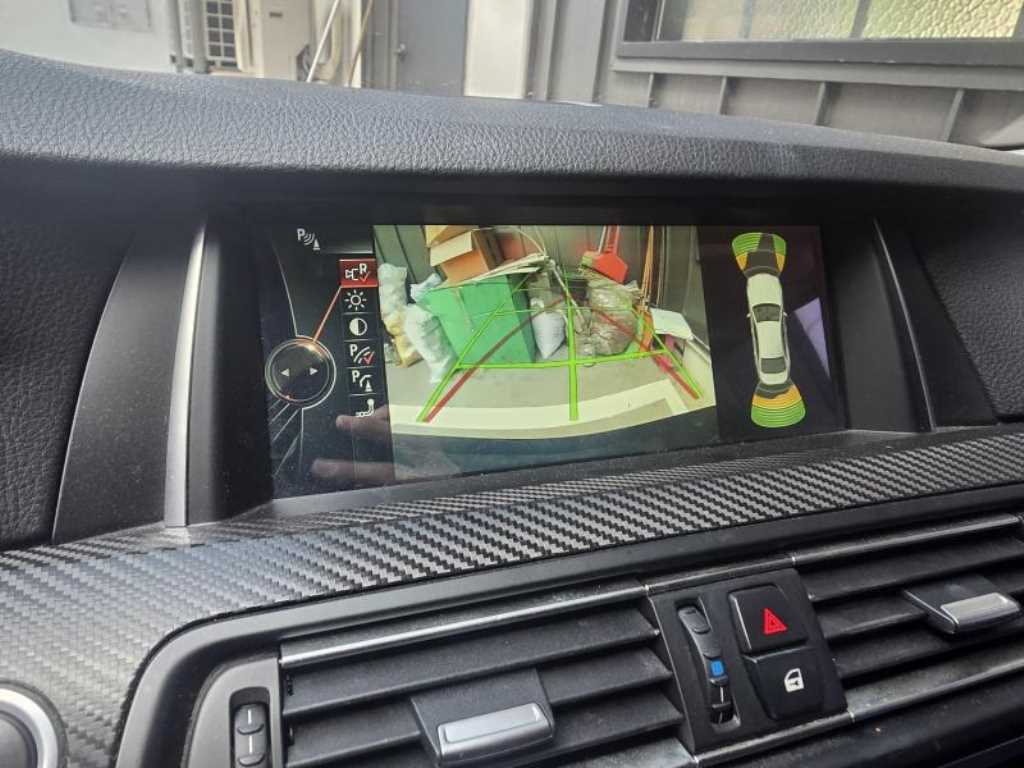 BMW 5 Series - Vista 5