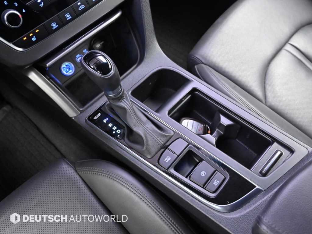 HYUNDAI Sonata - Vista 9