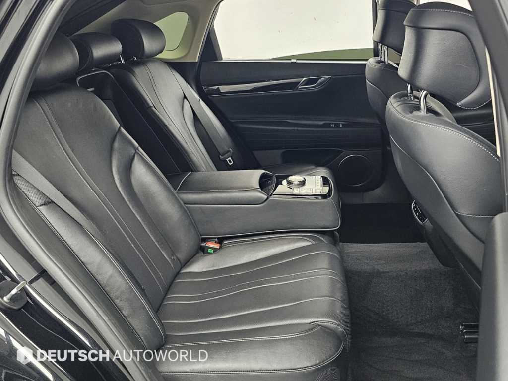 Genesis G80 - Vista 12