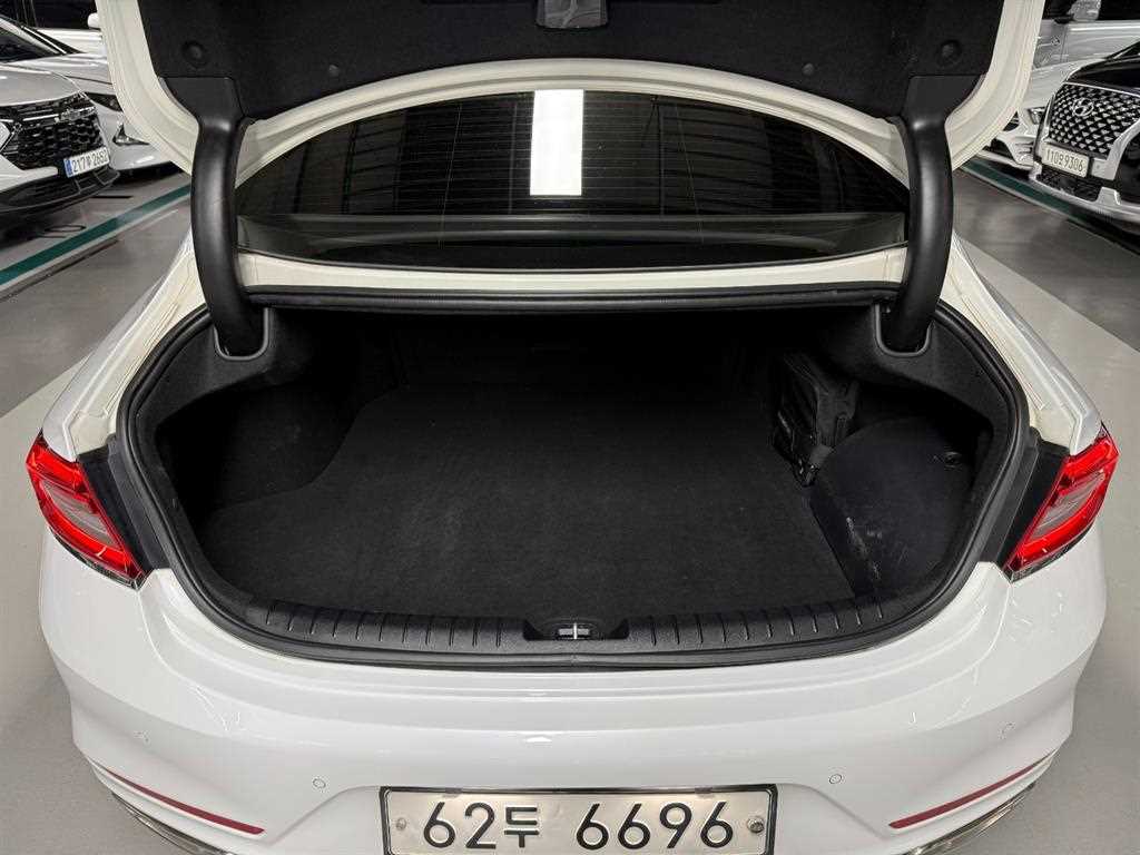 HYUNDAI Grandeur 2019 Blanco - Importación desde Corea - HF Imports Iquique - Foto 19