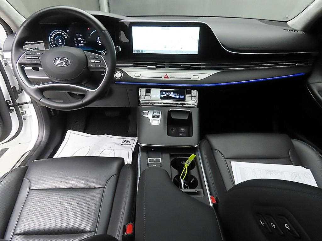HYUNDAI Grandeur - Vista 7