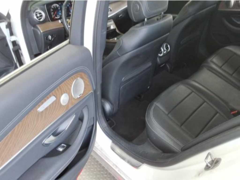 Mercedes Benz E class - Vista 11