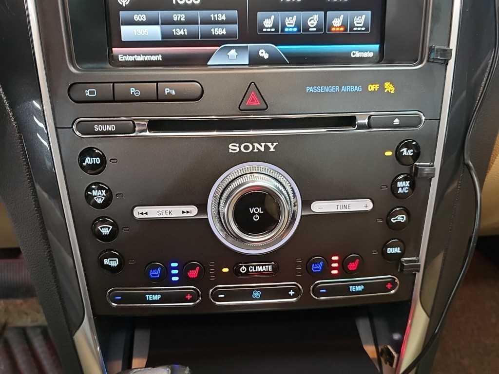 Ford Explorer - Vista 10