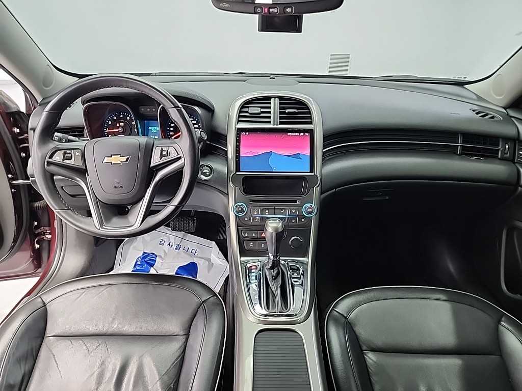 Chevrolet Malibu - Vista 7