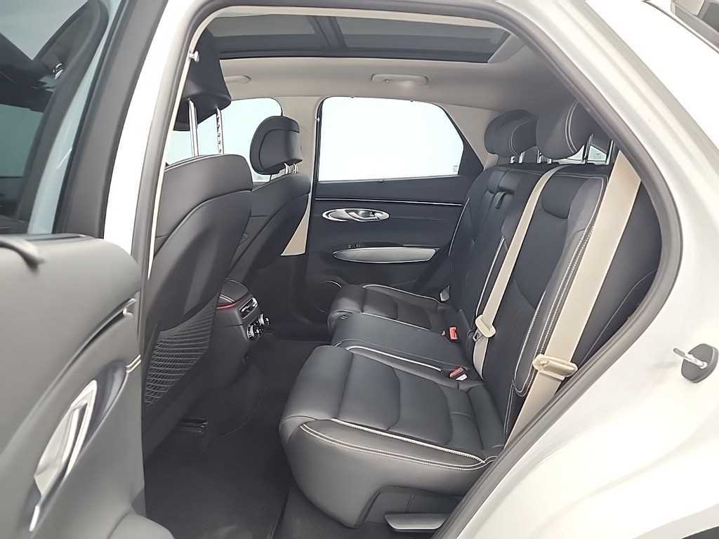 Genesis GV70 - Vista 12