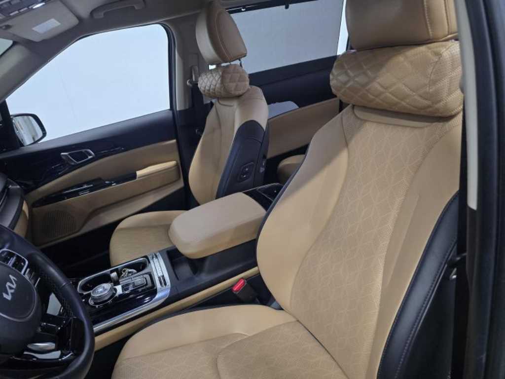 KIA Carnival - Vista 7