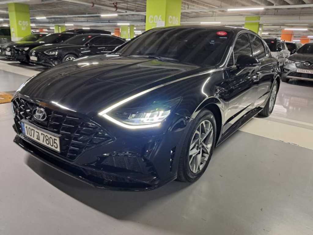 HYUNDAI Sonata - Vista 2