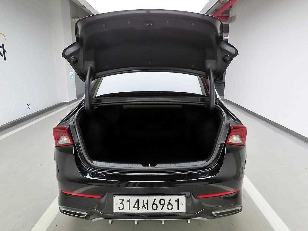 KIA K5 - Vista 5