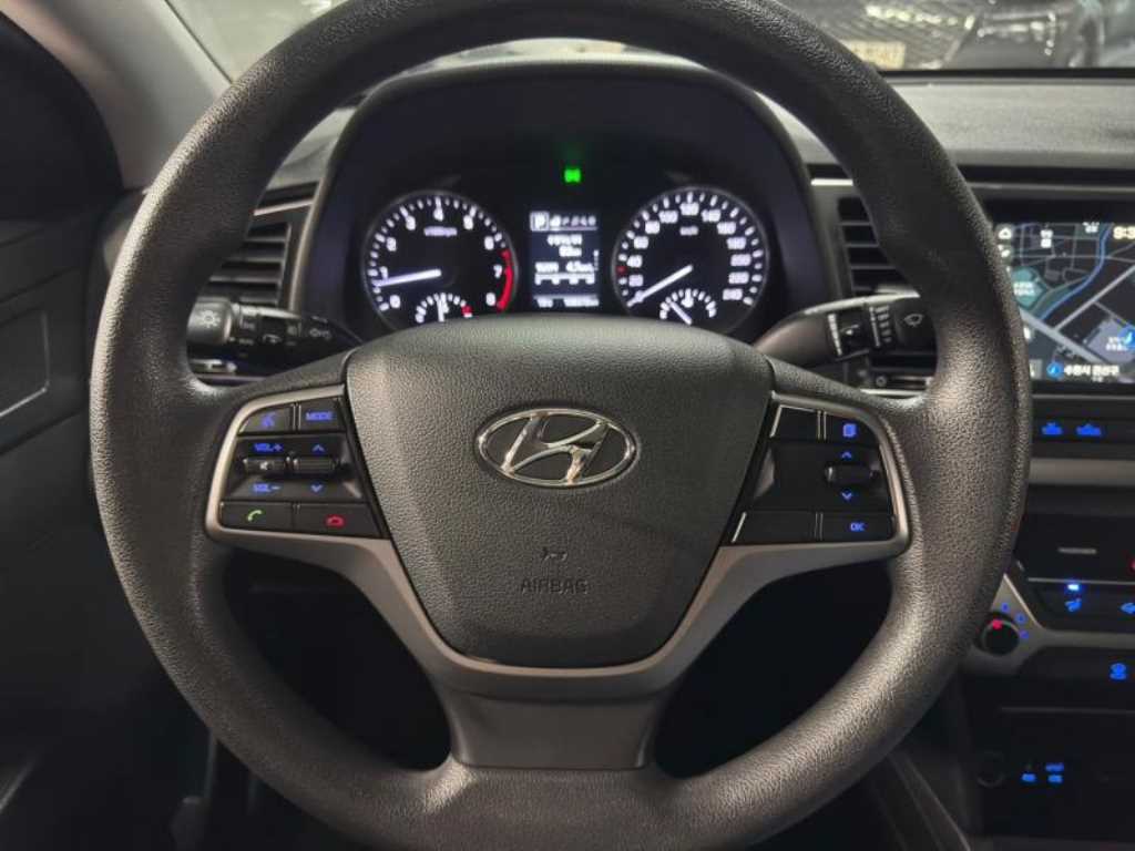 HYUNDAI Avante 2018 - Importación desde Corea - HF Imports Iquique - Foto 13