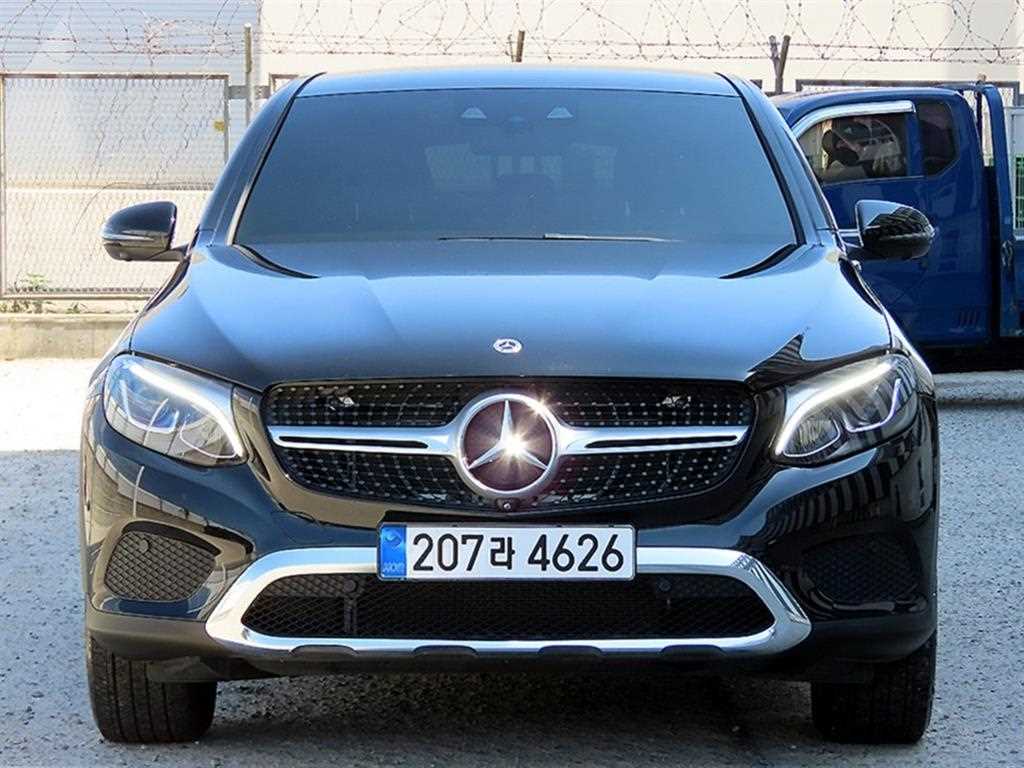 Mercedes Benz GLC Class 2019 Negro - Importación desde Corea - HF Imports Iquique - Foto 1