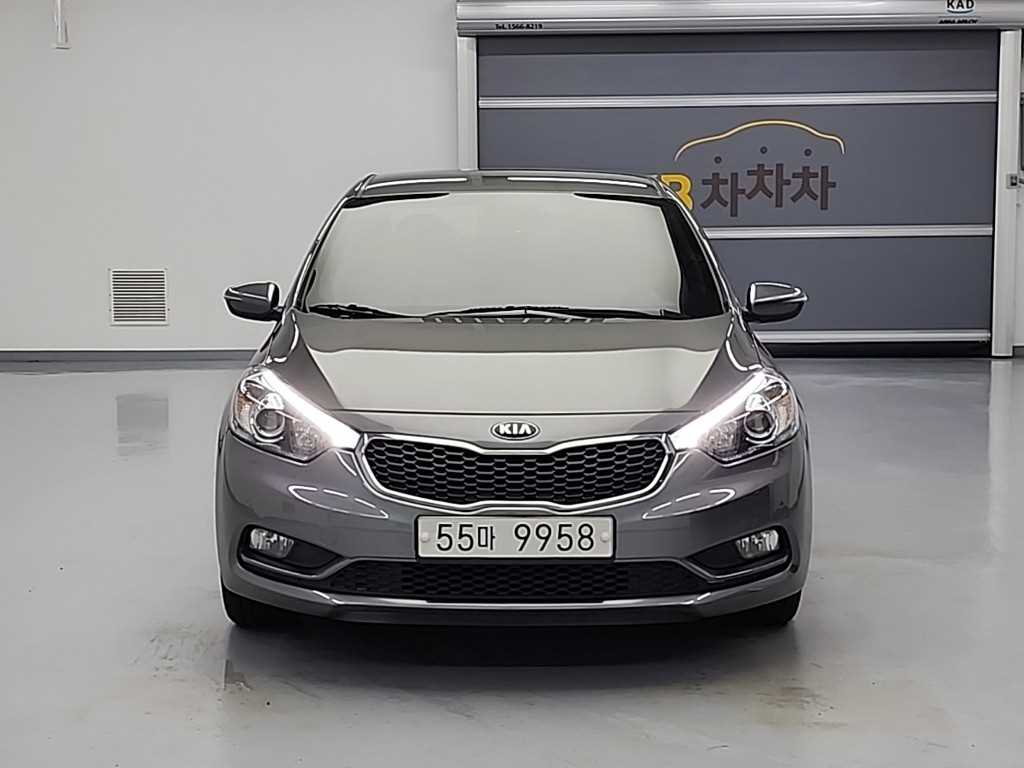 KIA K3 - Vista 2