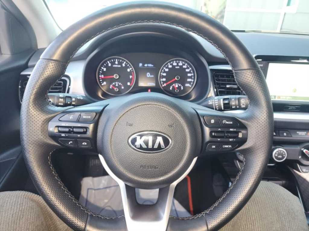 KIA Stonic - Vista 11