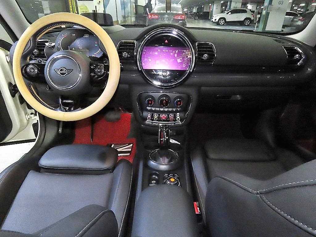 Mini Clubman - Vista 10
