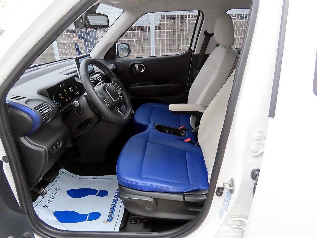 HYUNDAI Casper - Vista 5