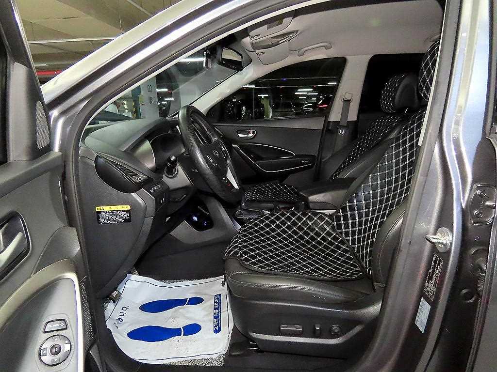 HYUNDAI Santa Fe - Vista 6