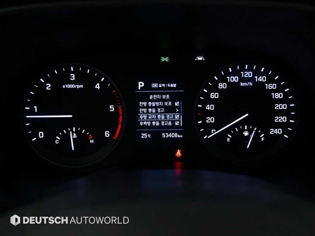 HYUNDAI Tucson - Vista 8