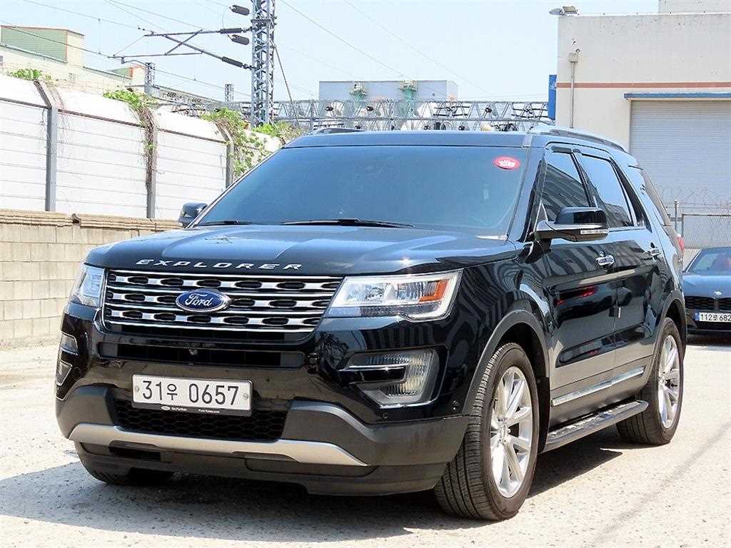 Ford Explorer - Vista 2