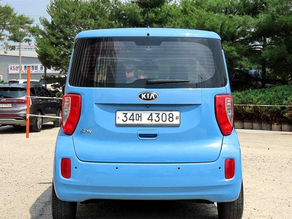 KIA Ray - Vista 4