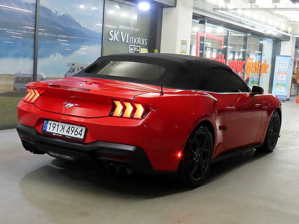 Ford Mustang - Vista 4