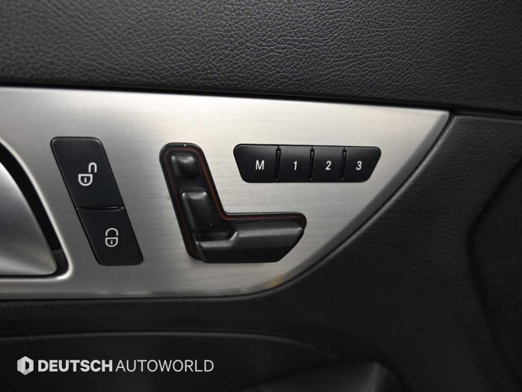 Mercedes Benz SLK Class - Vista 3