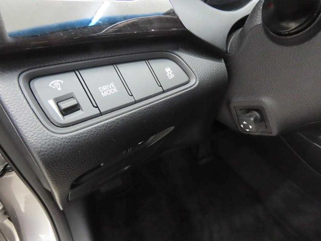 HYUNDAI Grandeur - Vista 10