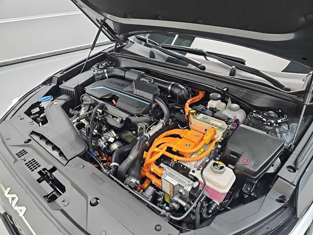 KIA K8 - Vista 5