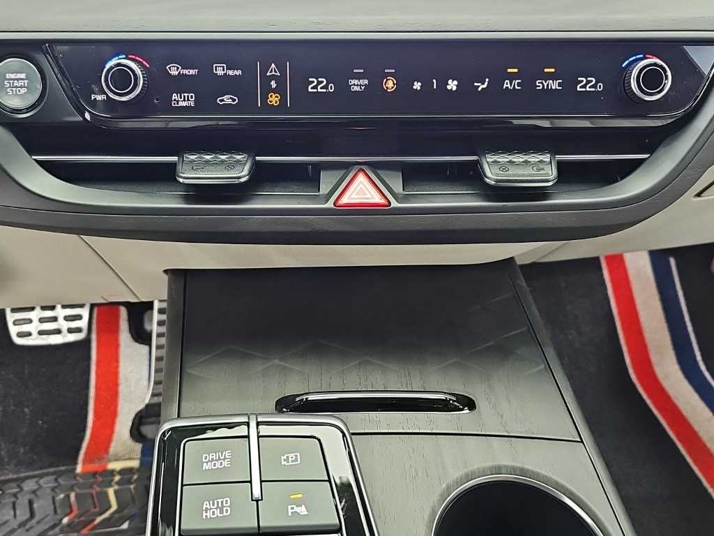 KIA K8 - Vista 10